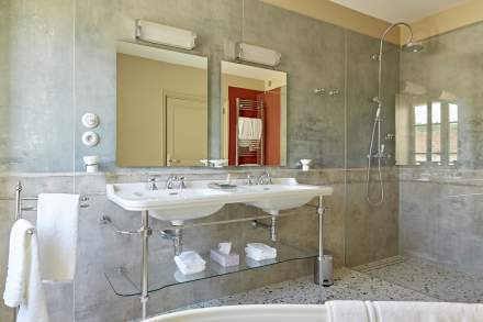 Vue intérieur-6-Chambre-Le-Clos-Château-Saint-Aubin-Prosper-Maufoux