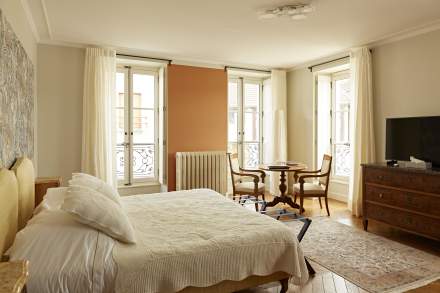 <span><span><span>Vue intérieur-3-Chambre-La-Pièce-sous-le-Bois-Château-Saint-Aubin-Prosper-Maufoux</span></span></span>