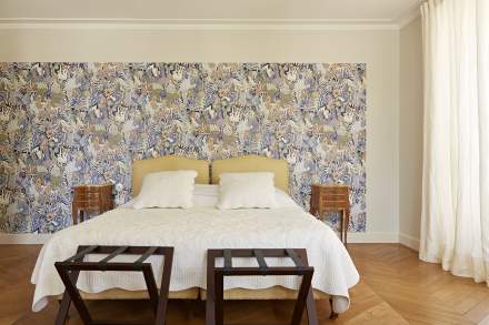 Room "La pièce sous le bois"